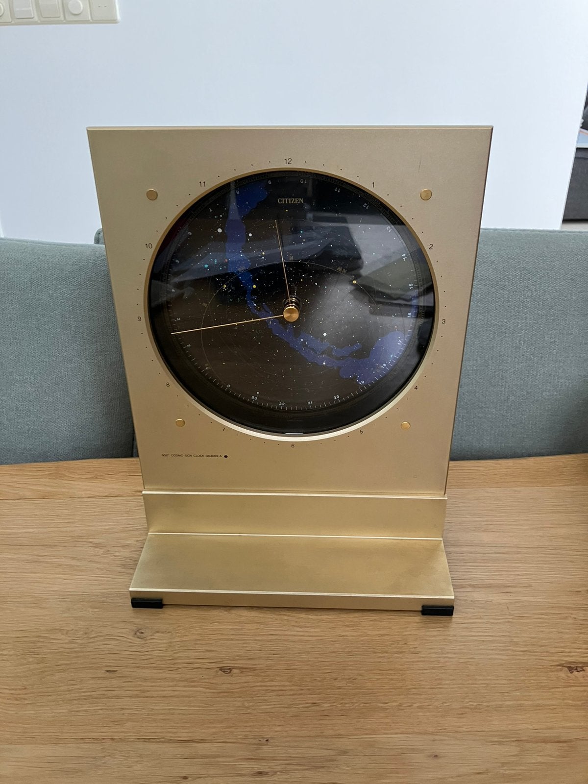 Vintage messing Citizen N50 cosmo sign clock OK3069A, Ophalen of Verzenden, Gebruikt, Tafelklok
