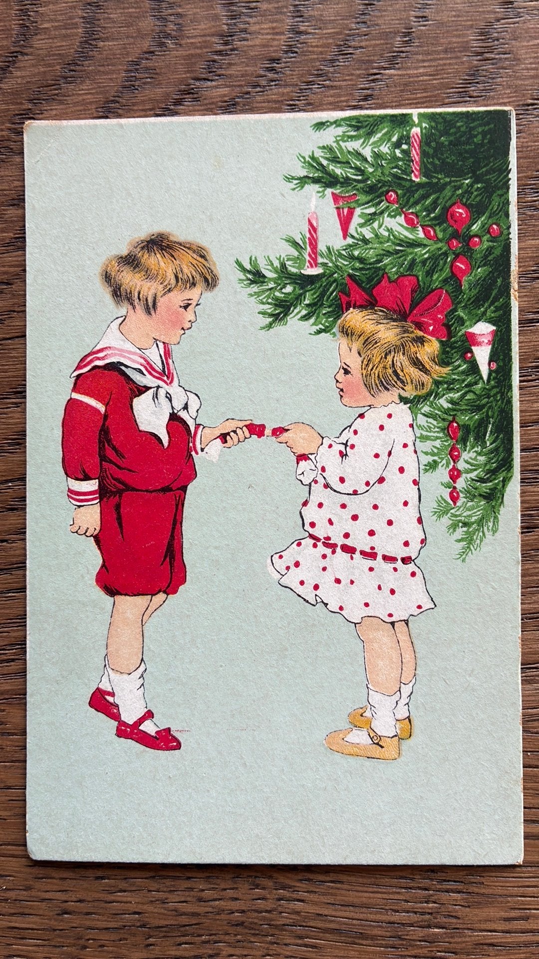 Kinderen bij de kerstboom., Verzamelen, Ansichtkaarten | Themakaarten, Ophalen of Verzenden, Ongelopen, Kinderen