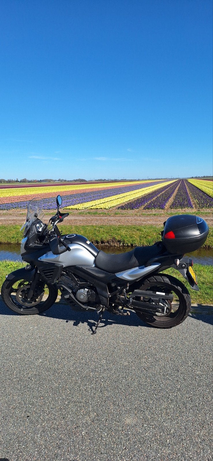 Suzuki V-Strom 650 grote onderhoudsbeurt en nieuwe band 50, Motoren, 2 cilinders, Occasion, Particulier, Handgeschakeld