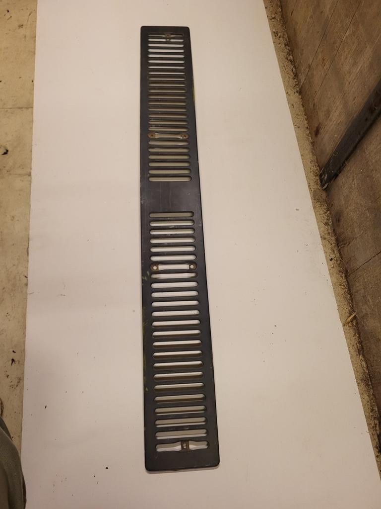 VW bus type 2 front grille T2B, Auto-onderdelen, Carrosserie en Plaatwerk, Ophalen of Verzenden, Bumper