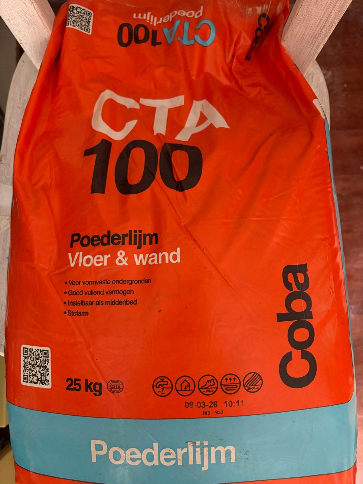 8 zakken Coba CTA 100 Poederlijm Vloer & Wand 25kg, Ophalen, Nieuw, Overige typen
