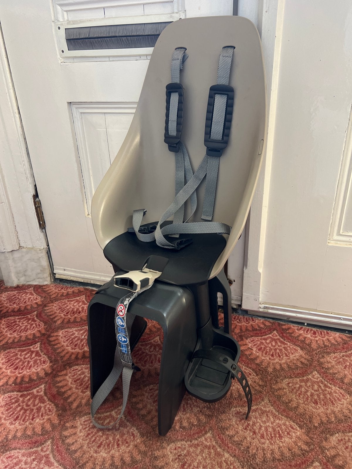 Urban Iki Achterzitje MIK HD Beige, Fietsen en Brommers, Ophalen, Achterzitje, 9 t/m 18 kg, Gebruikt