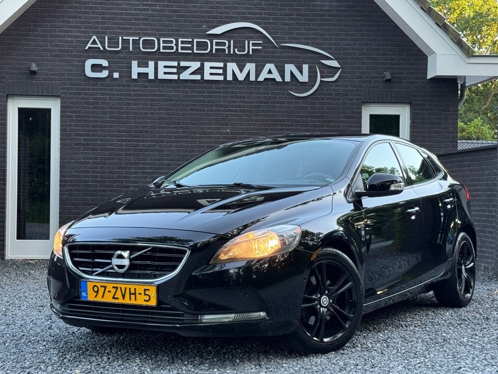 Volvo V40 1.6 T3 Black on Black Camera Navigatie Cruise Cont, Voorwielaandrijving, Stof, Gebruikt, 4 cilinders