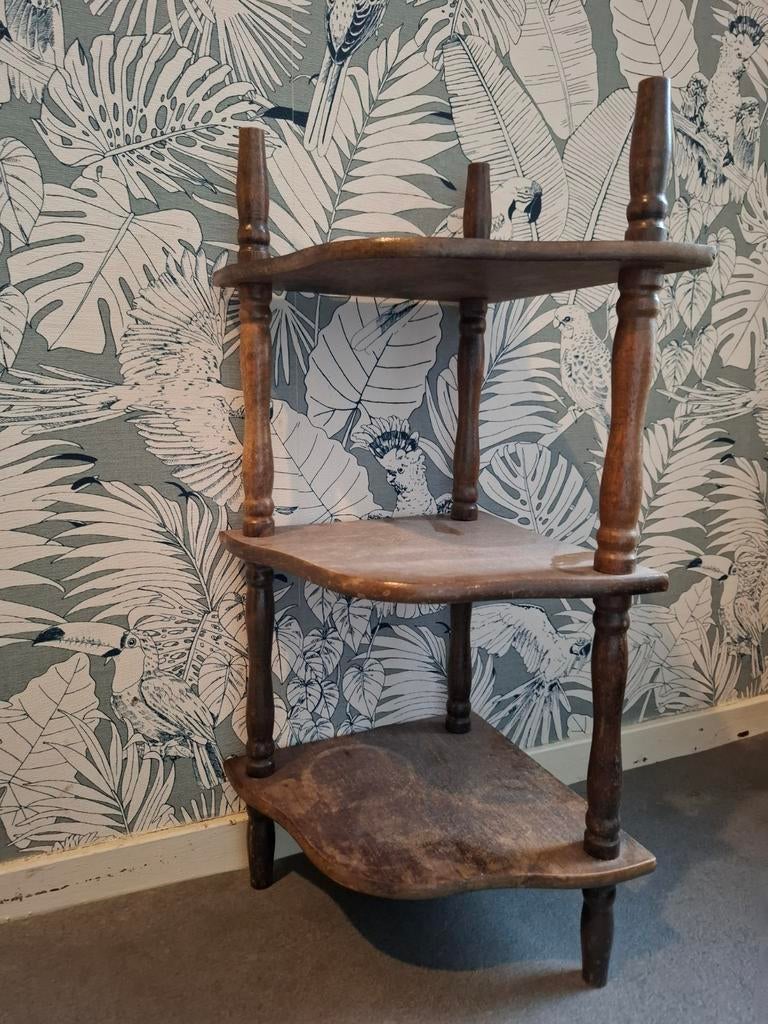 Houten hoekrekje, 3 etages, voor bv plantjes of kopjes oid, Ophalen of Verzenden, Gebruikt