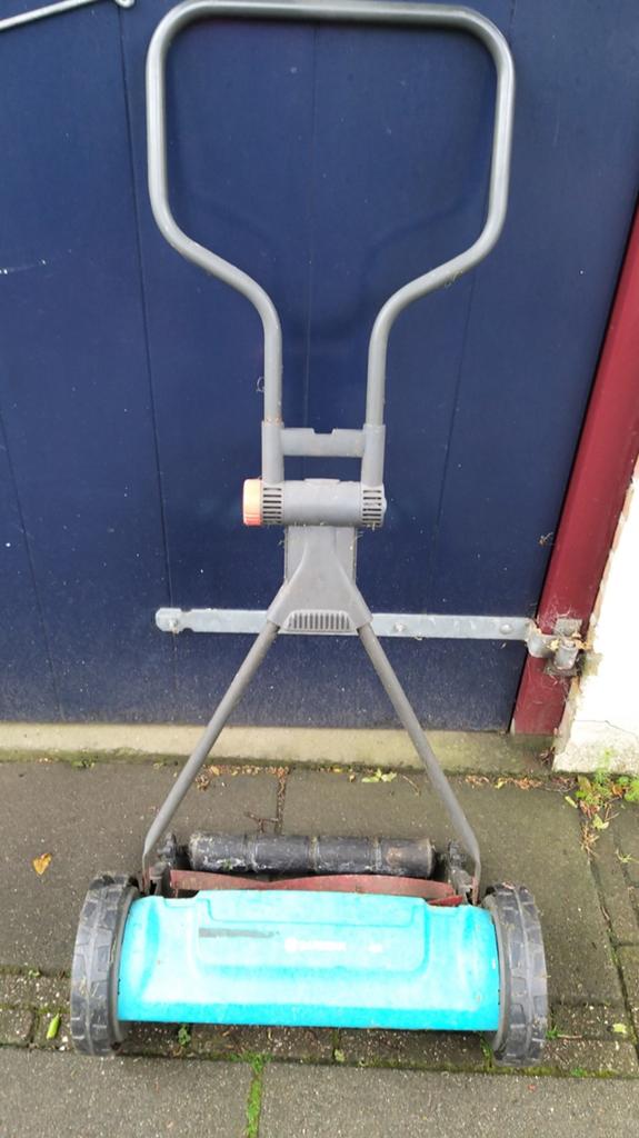 Gardena 400 handgrasmaaier, Tuin en Terras, Grasmaaiers, Ophalen, Gebruikt, Handgrasmaaier, 40 t/m 49 cm