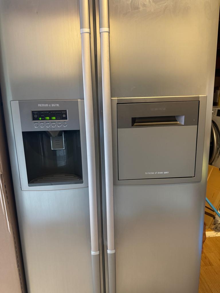 Luxe LG Amerikaanse Koelkast (Side-by-Side) – RVS, Ophalen, 200 liter of meer, 60 cm of meer, 160 cm of meer