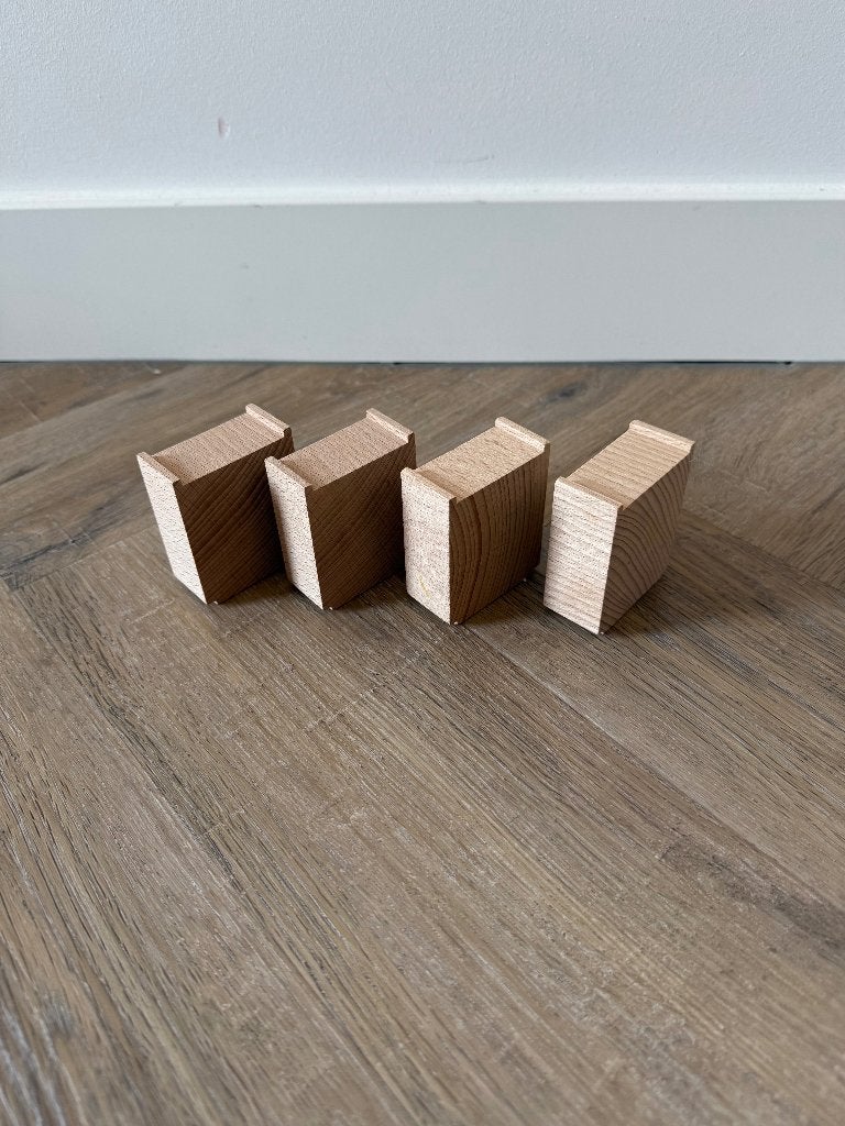 Heel goed 4x Brio houten trein support pilaren blokken set, Kinderen en Baby's, Ophalen of Verzenden, Zo goed als nieuw