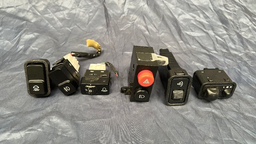 Diverse dashboard switches voor de Mazda MX-5 Miata NA, Ophalen, Gebruikt, Mazda
