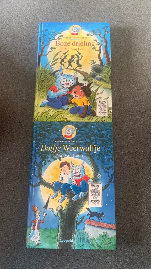 2 Dolfje Weerwolfje boeken ., Ophalen of Verzenden, Zo goed als nieuw