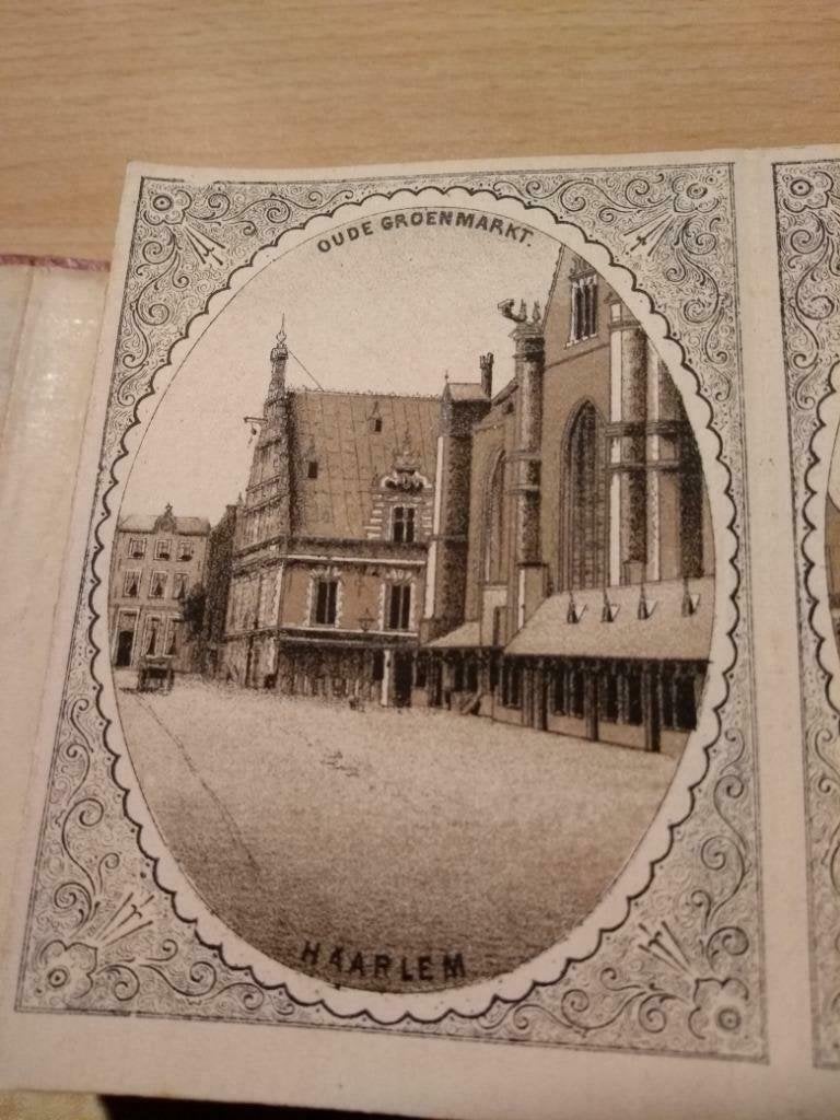 11 / Haarlem de Oude Groenmarkt kleine Litho 1875 zeldzaam, Ophalen of Verzenden