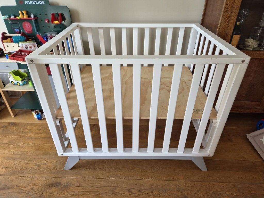 Baby box, Ophalen, Gebruikt, Vierkant, In hoogte verstelbaar