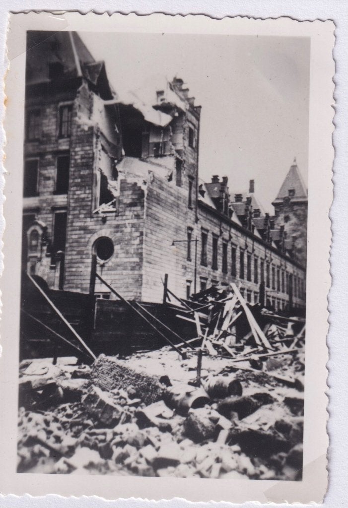 732D foto Rotterdam treffer Stadhuis bonbardement, Ophalen of Verzenden, 1920 tot 1940, Ongelopen, Zuid-Holland