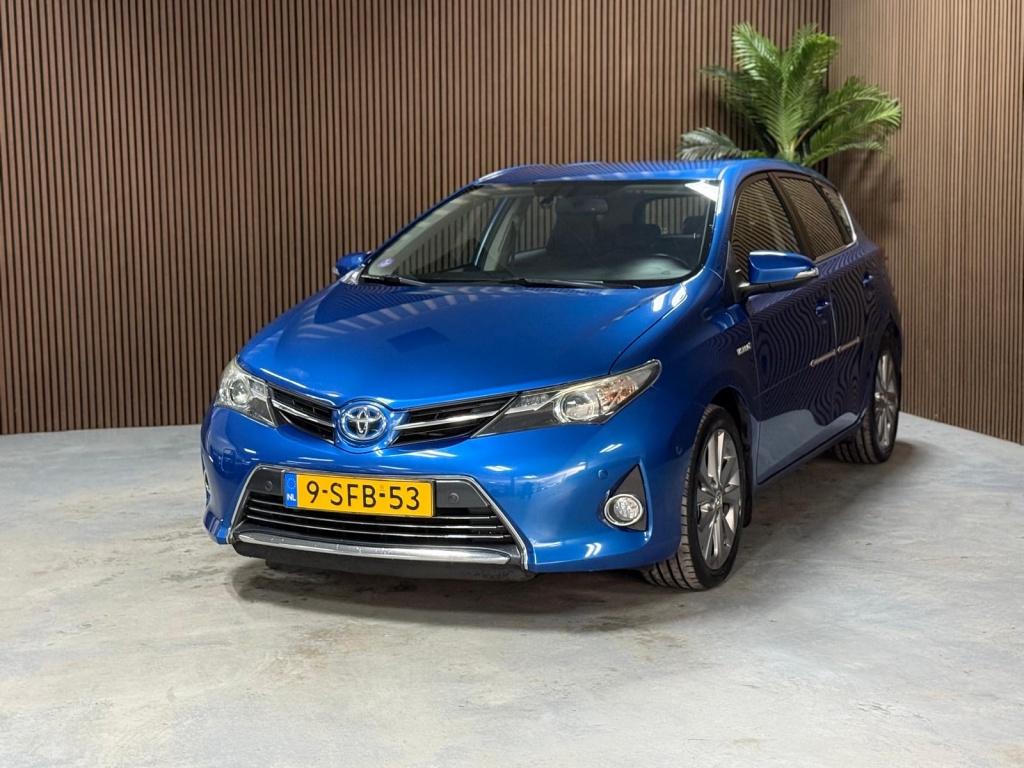 Toyota Auris 1.8 Hybrid Executive (bj 2013, automaat), Auto's, Toyota, Automaat, Euro 5, Gebruikt, 4 cilinders
