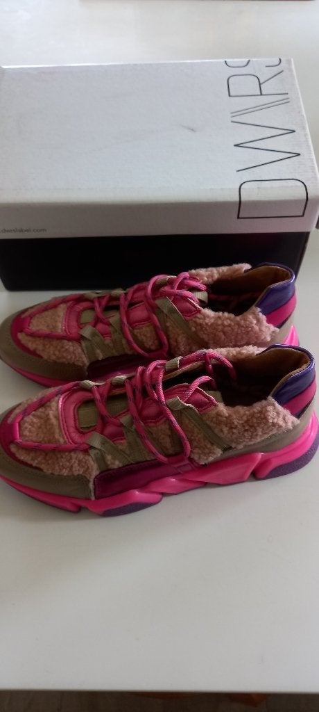 DW//RS Los angeles Teddy sneakers maat 40., Overige kleuren, Ophalen of Verzenden, Sneakers of Gympen, Gedragen