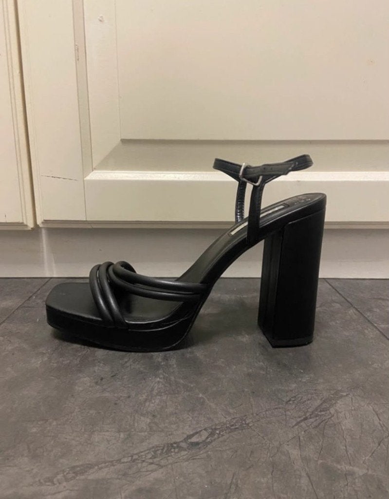 Zwarte Primark Platform Hakken / Sandalen – Maat 39, Ophalen, Zwart, Schoenen met hoge hakken, Gedragen