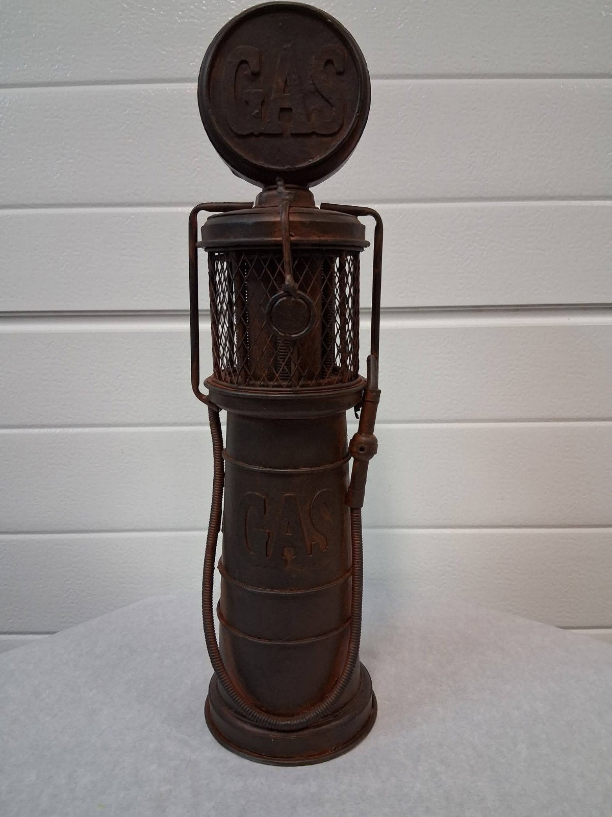 Benzinepomp decoratie van metaal, Ophalen of Verzenden, Huis en Inrichting