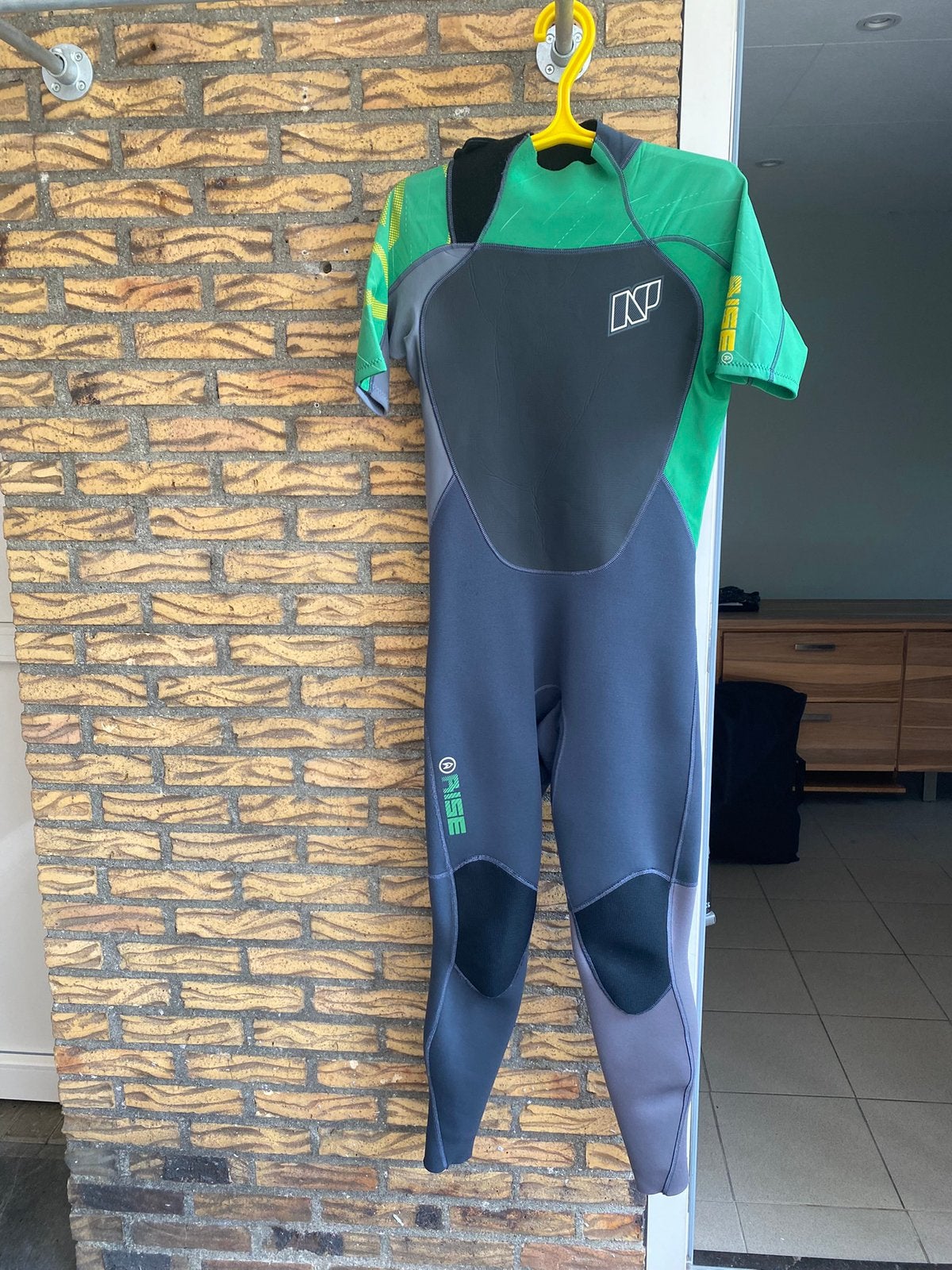 Neilpryde wetsuit, Ophalen of Verzenden, Zo goed als nieuw, Heer, Wetsuit