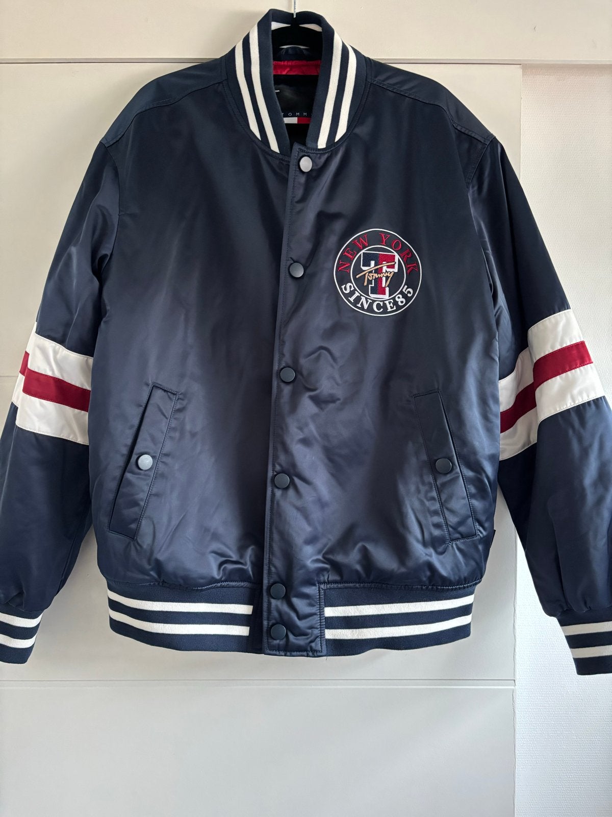 Tommy Jeans Varsity Jacket - Maat M - Zo goed als nieuw, Ophalen of Verzenden, Zo goed als nieuw, Maat 48/50 (M), Blauw