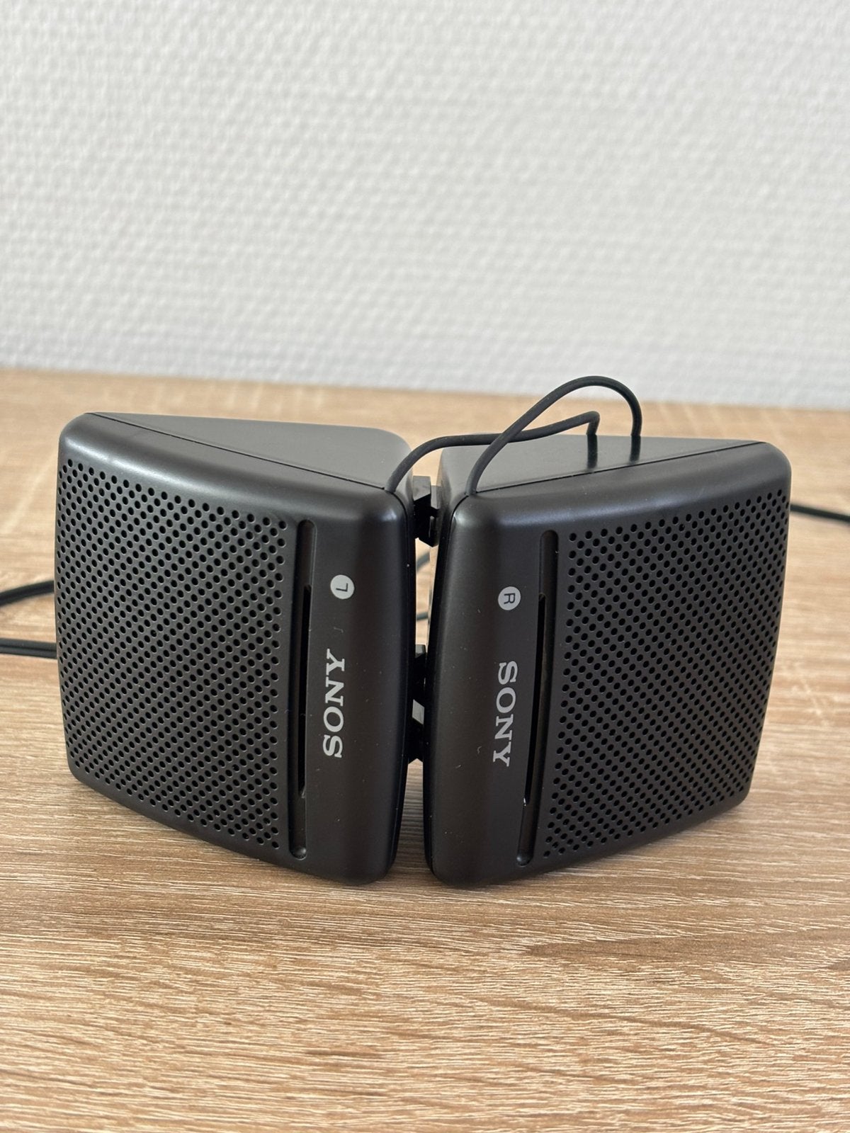 Sony Walkman vintage speakers, Ophalen of Verzenden, Zo goed als nieuw, Minder dan 60 watt, Sony