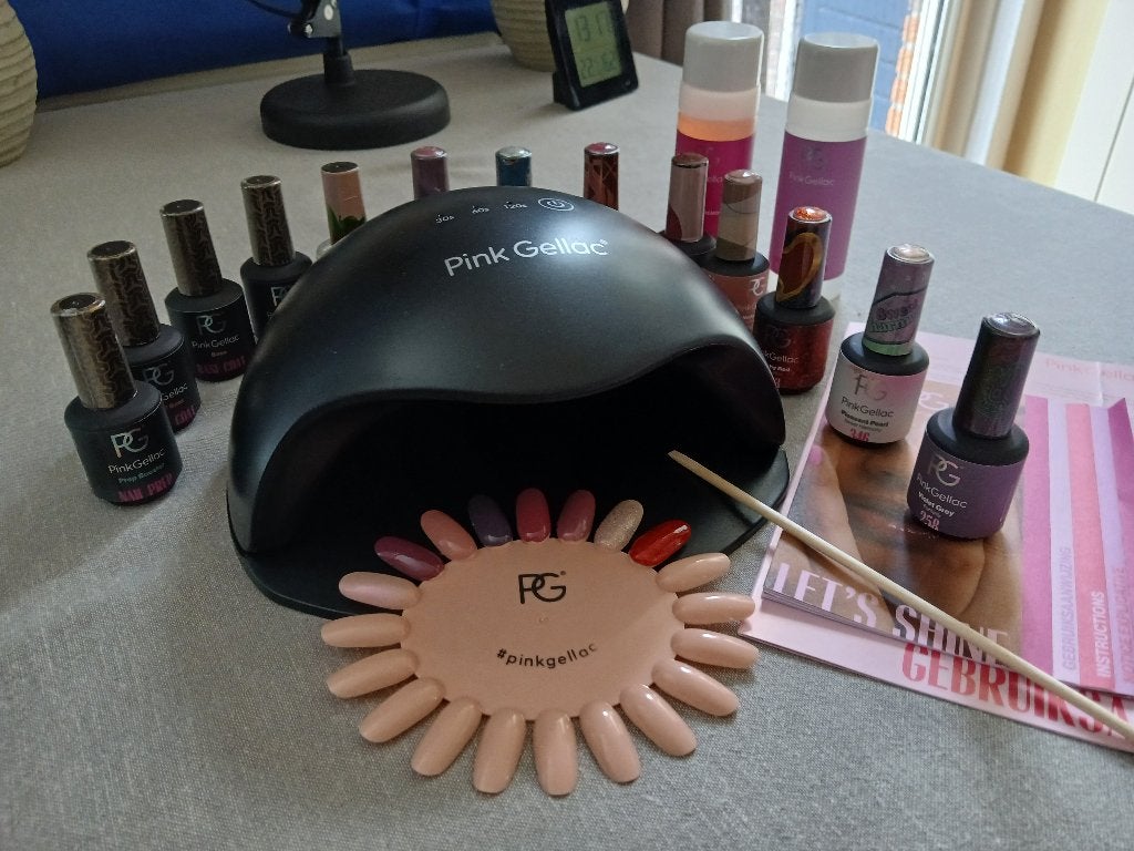 Pink Gellac Startset met Lamp en Diverse Kleuren, Overige kleuren, Ophalen of Verzenden, Zo goed als nieuw, Handen en Nagels