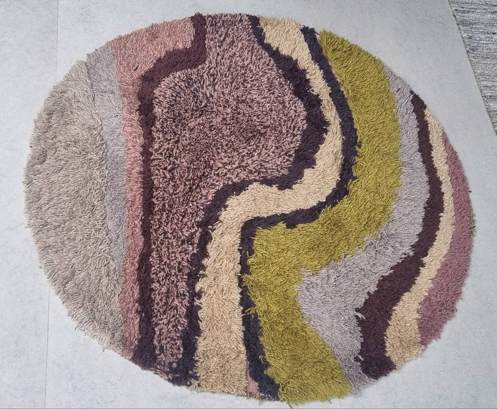 vloerkleed rond,  100% wol, Ophalen, Grijs, Zo goed als nieuw, 100 tot 150 cm
