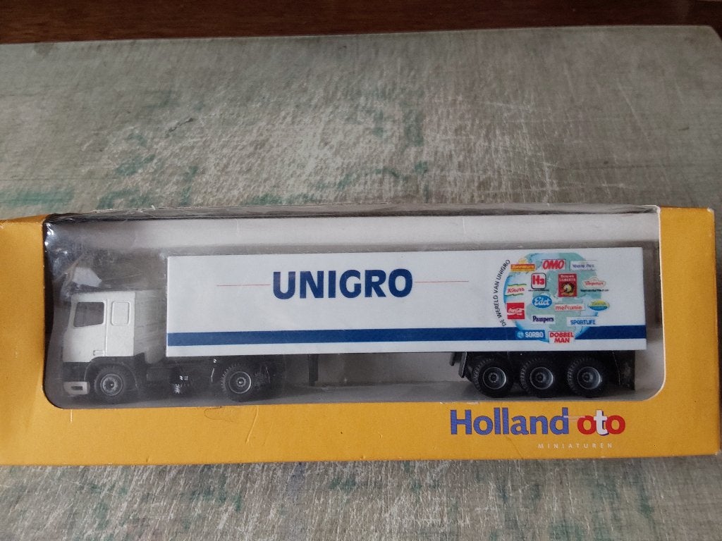 Unigro miniatuur truck, Overige merken, 1:50 of kleiner, Ophalen of Verzenden, Zo goed als nieuw