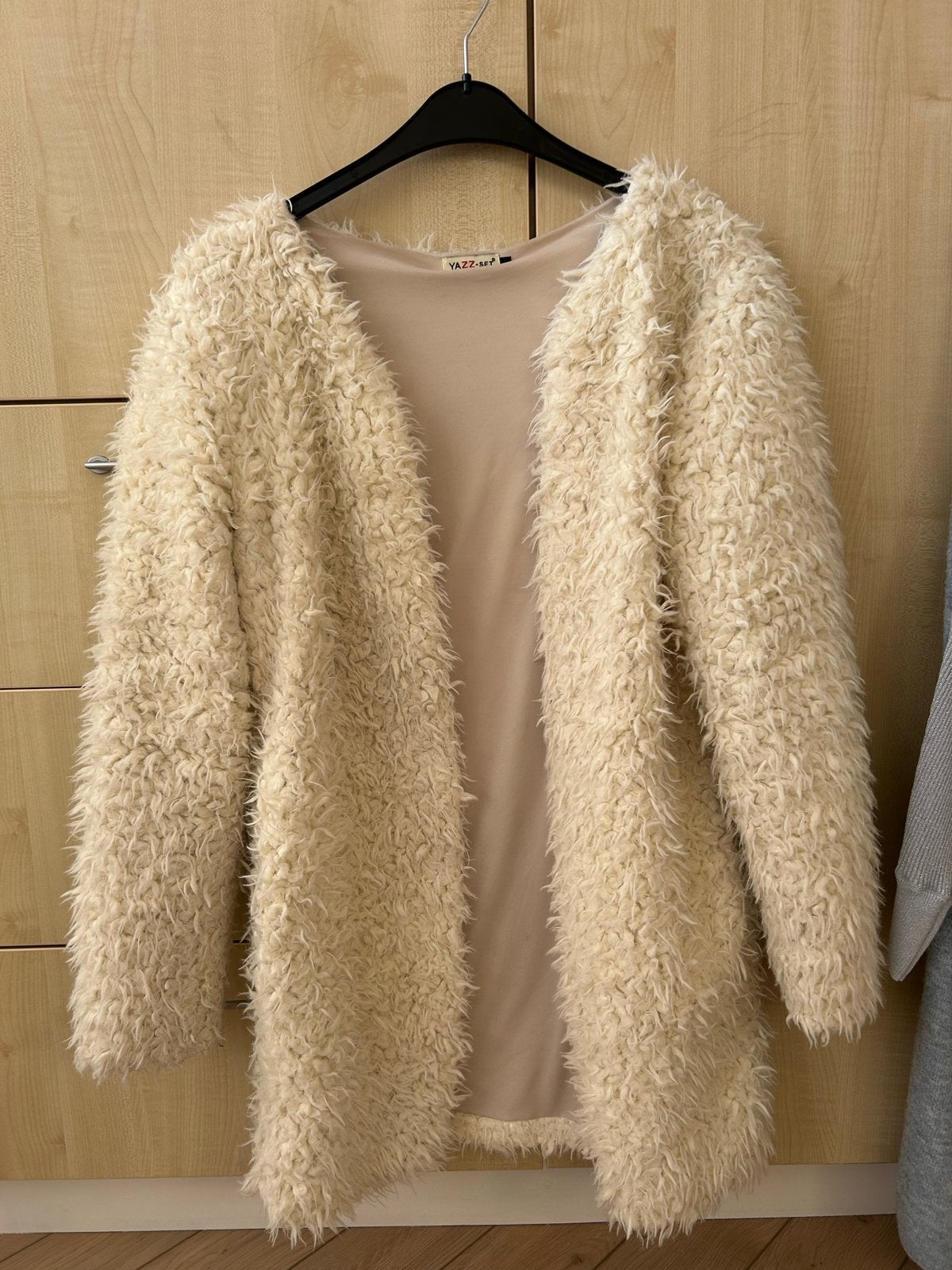 YAZZ-SET Crèmekleurig Teddy Vest Maat M, Kleding | Dames, Ophalen of Verzenden, Gedragen, Maat 38/40 (M), Beige
