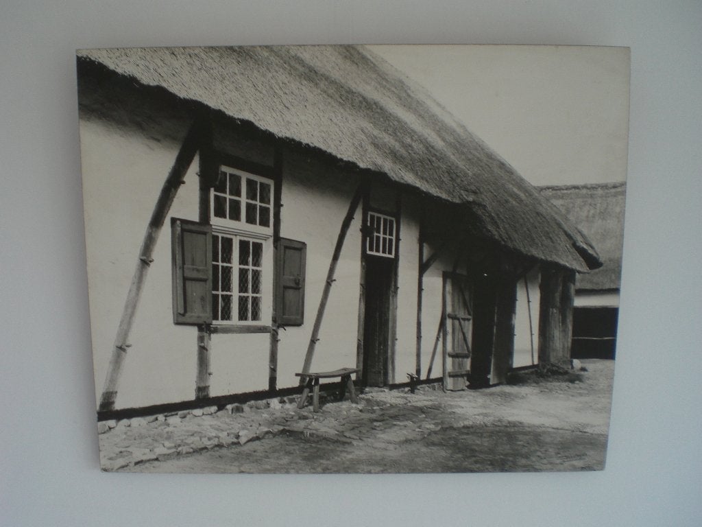 Grote zwart wit foto Kilbershoeve Meeuwen. Domein Bokrijk., Ophalen