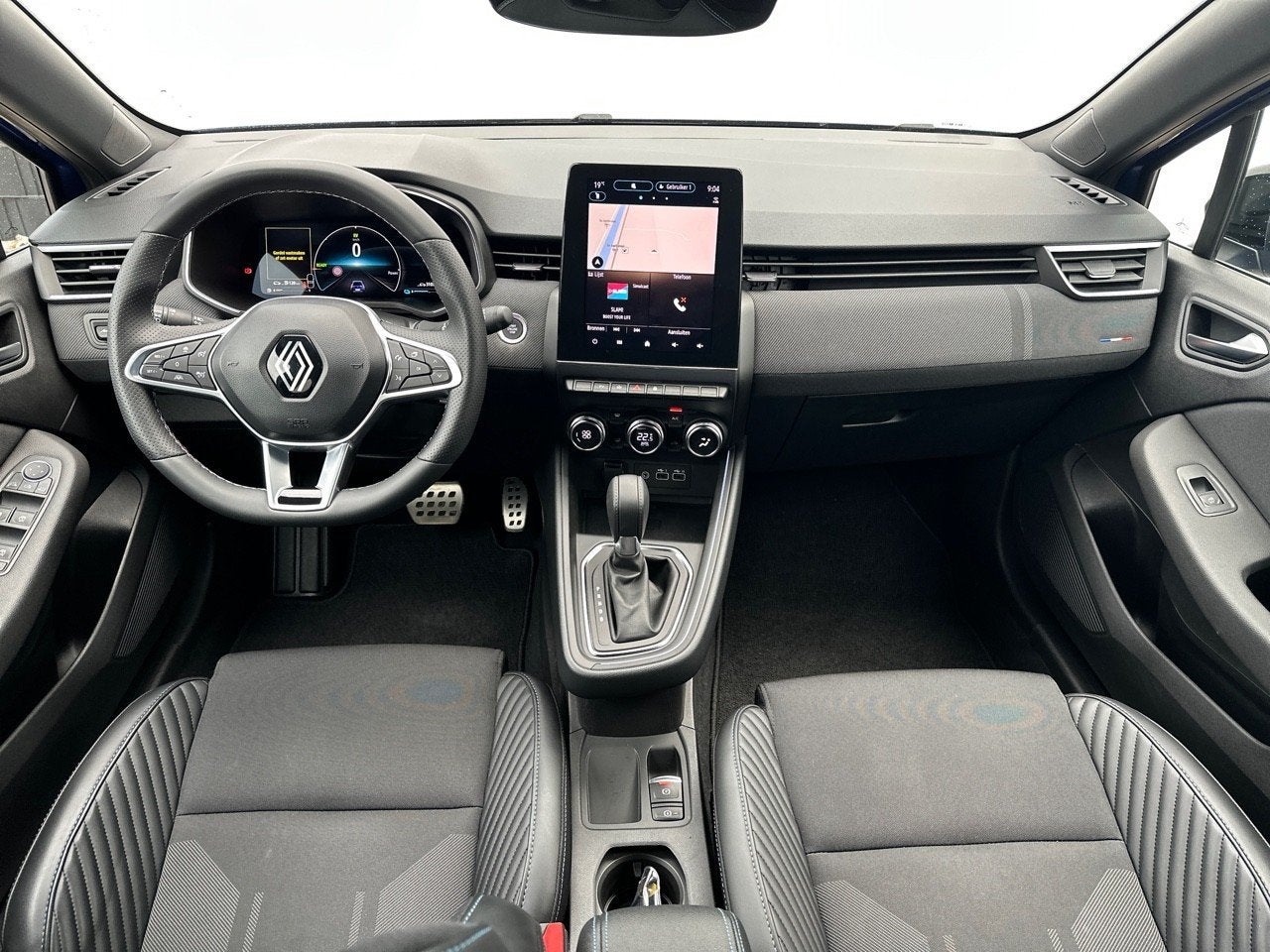 Renault Clio 1.6 E-Tech Full Hybrid 145 esprit Alpine NAVI /, Gebruikt, Zwart, 4 cilinders, Blauw