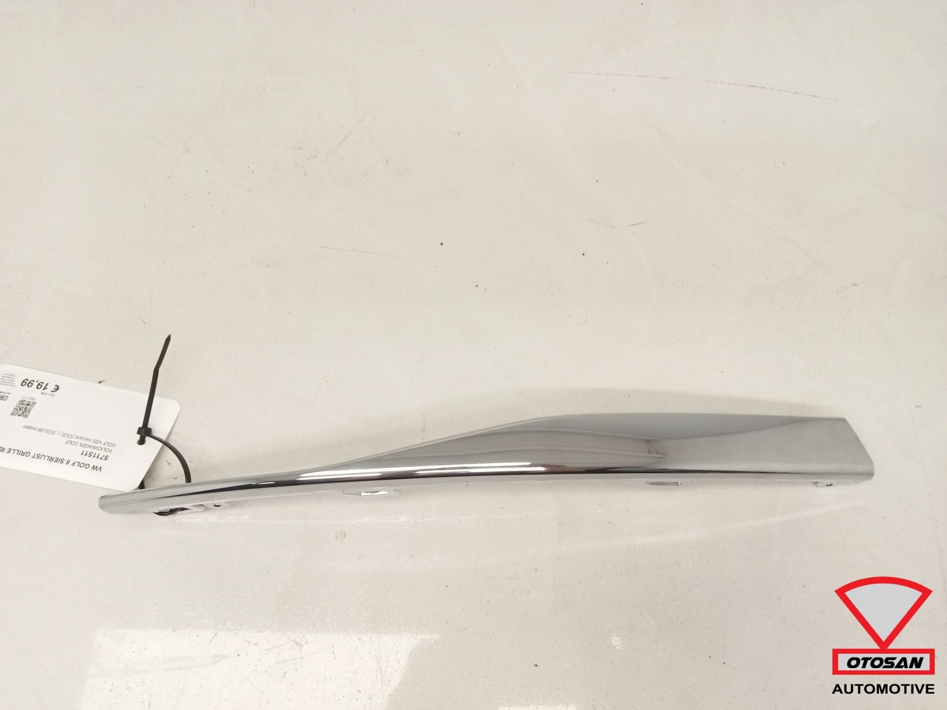 VW Golf 8 Sierlijst Grille Rechts 5711511