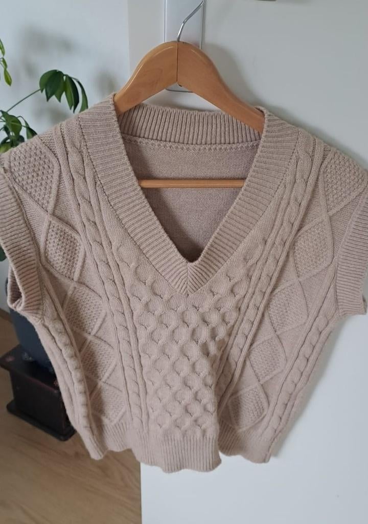 Beige mouwloze knit top / spencer, Beige, Ophalen of Verzenden, Zo goed als nieuw, Zonder mouw
