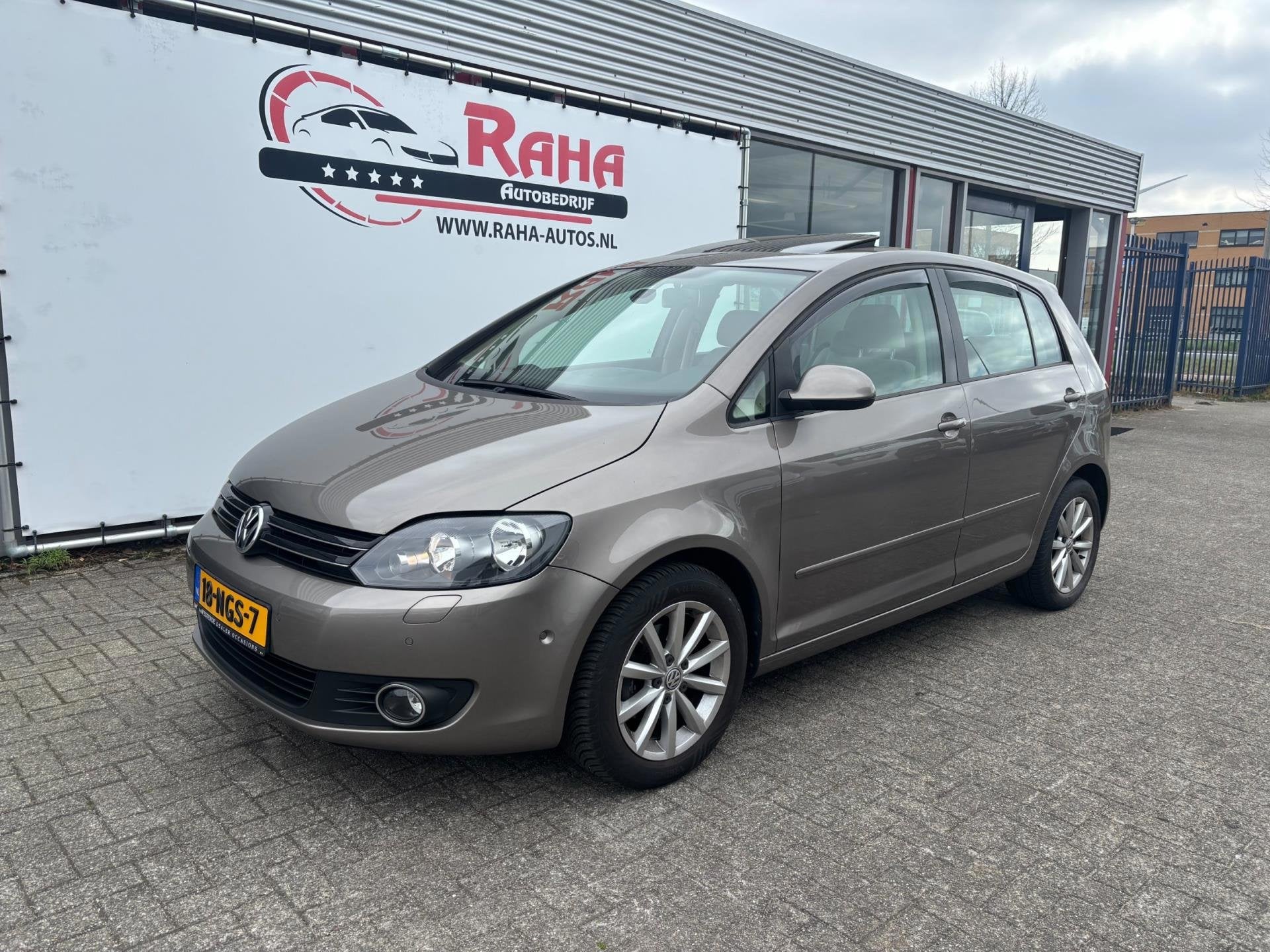 Volkswagen Golf Plus 1.2 TSI Highline BlueMotion Schuifdak|C, Euro 5, Stof, Gebruikt, 4 cilinders