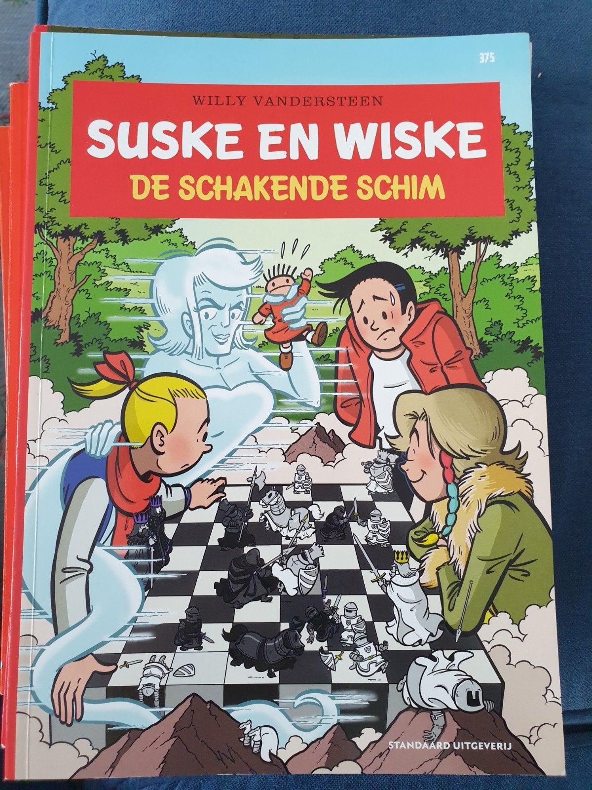 375 suske en wiske  - De schakende schim, Eén stripboek, Ophalen of Verzenden, Zo goed als nieuw, Willy Vandersteen; Peter Van Gucht