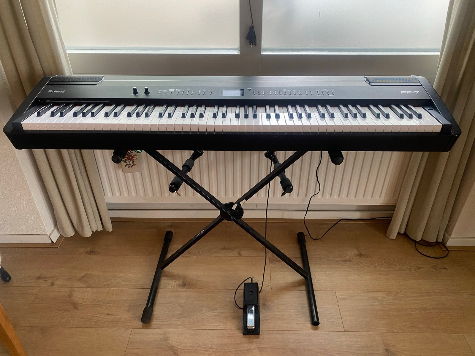 Roland FP-7 Digitale Piano - In hele goede staat!, Muziek en Instrumenten, Piano's, Ophalen, Gebruikt, Zwart, Digitaal
