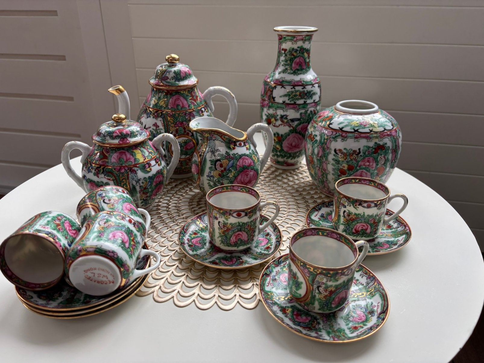 6-Pers Brocante W.S.L. Hong Kong Theeservies Family Rose, Ophalen