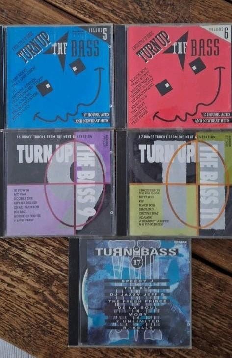 Turn Up The Bass CD's - Nummers 5, 6, 9, 11 en 17, Cd's en Dvd's, Ophalen of Verzenden, Gebruikt, Dance Populair