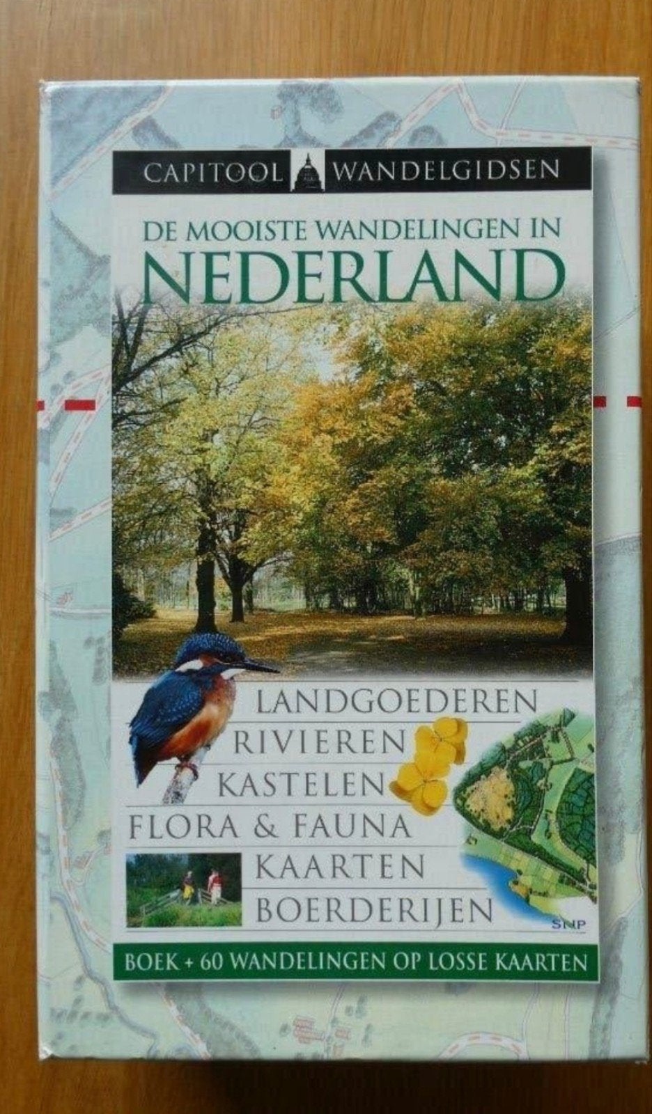 Capitool Wandelgidsen: De Mooiste Wandelingen in Nederland, Zo goed als nieuw, Benelux, SNP, Capitool