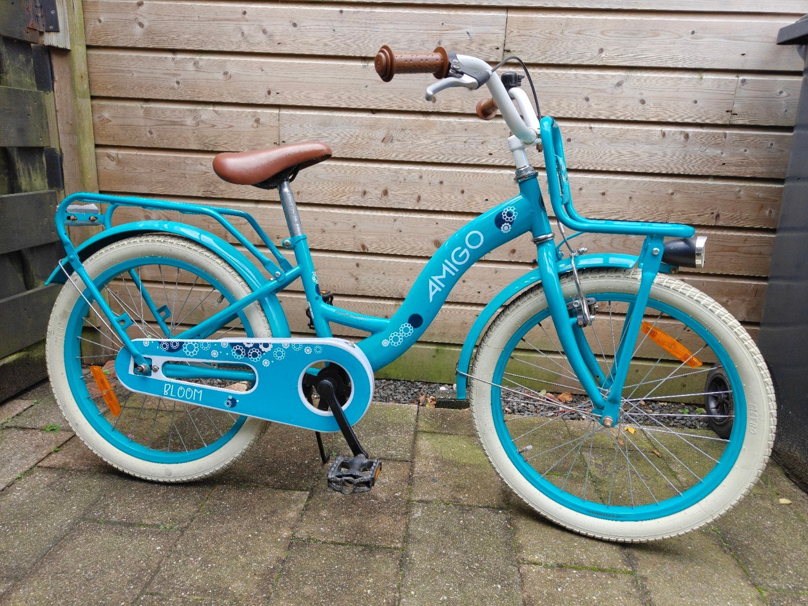 Amigo Bloom meisjesfiets, Fietsen en Brommers, Ophalen, Terugtraprem, Gebruikt, Handrem