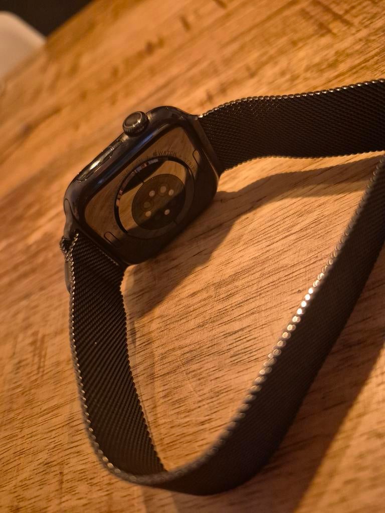 Apple Watch Series 11, 46mm Titanium, GPS + Cellular, Ophalen, Zwart, IOS, Zo goed als nieuw