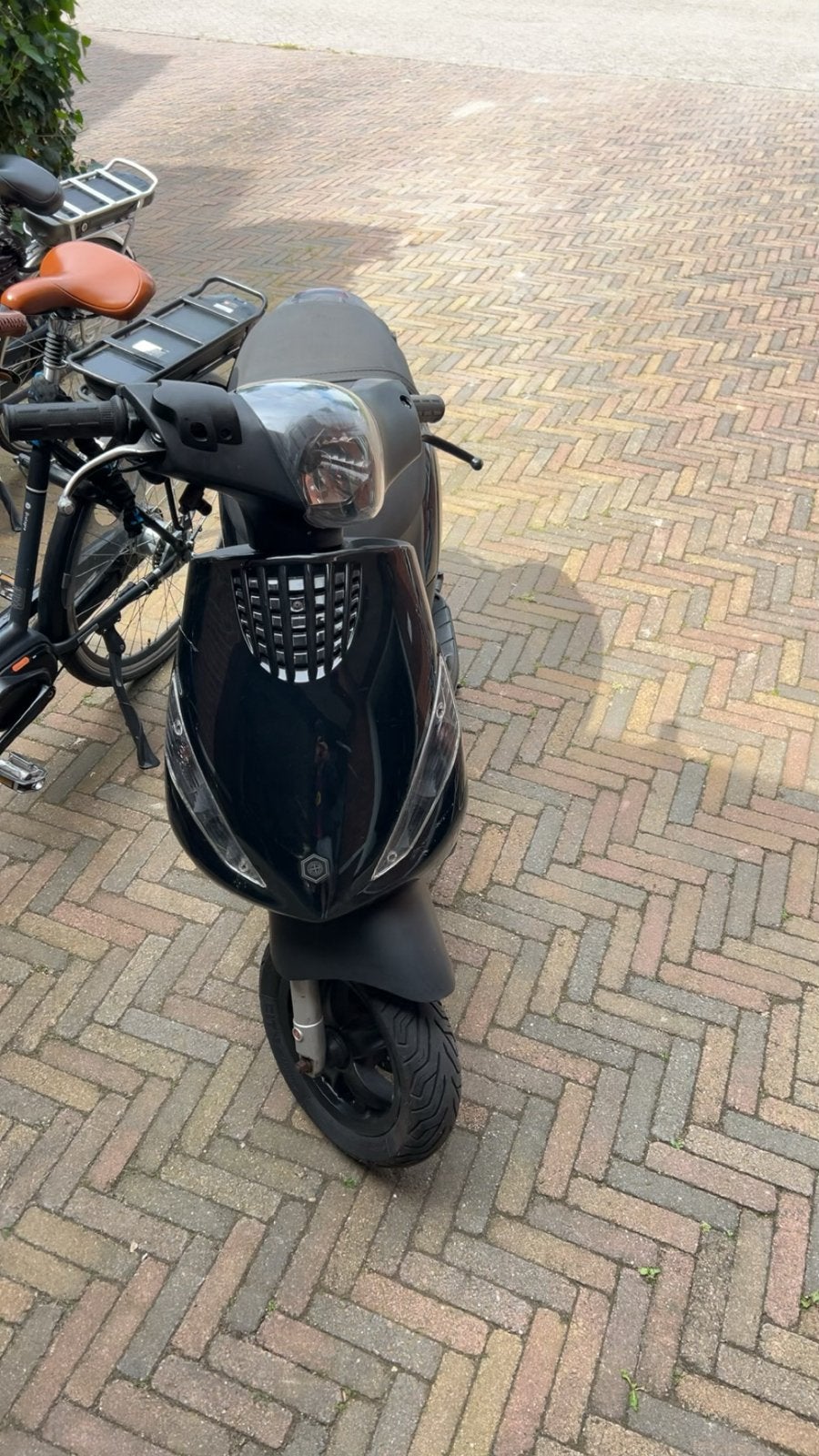 Piaggio Zip 50cc 4t - Projectscooter, Fietsen en Brommers, Gebruikt, Zip, Ophalen of Verzenden, Benzine