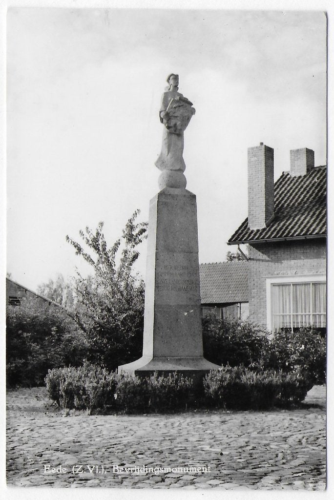 Eede Bevrijdingsmonumen Oude Ongelopen Ansichtkaart ( B3209, Ophalen of Verzenden, 1940 tot 1960, Ongelopen