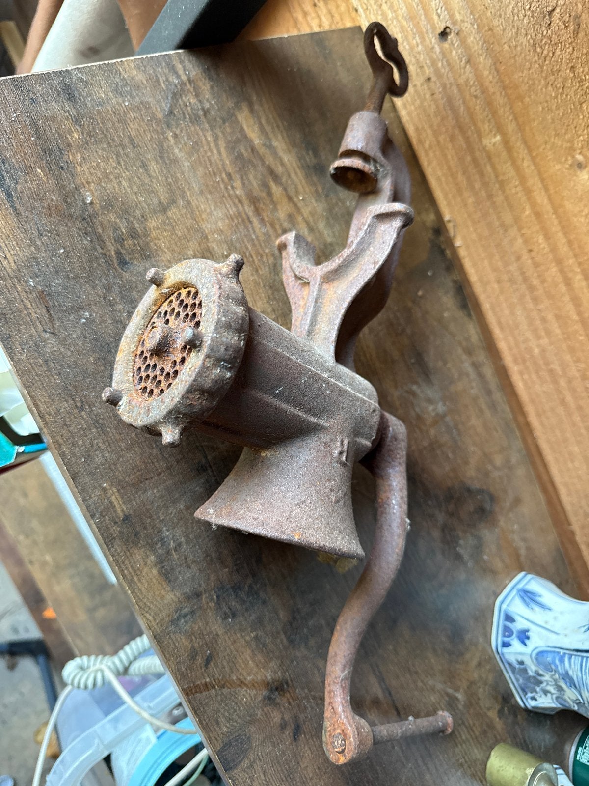 Antieke Vleesmolen - Decoratief Roestig Stuk, Ophalen