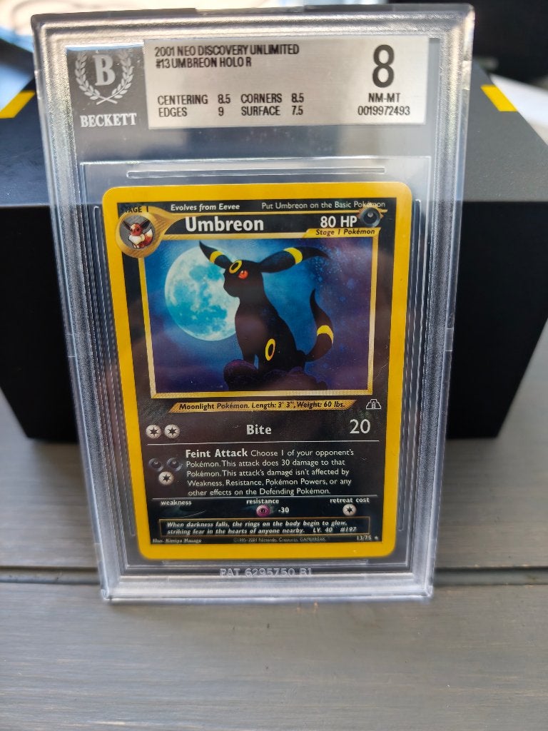2001 Pokémon Neo Discovery Umbreon holo 13/75 BGS 8 swirl, Ophalen, Zo goed als nieuw, Losse kaart, Foil