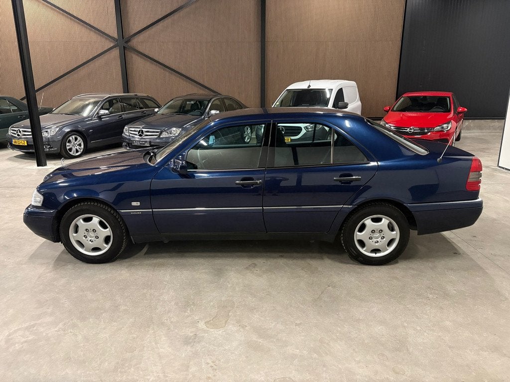 Mercedes-Benz C-klasse 180 Elegance Airco W202, Euro 2, Gebruikt, Zwart, 4 cilinders