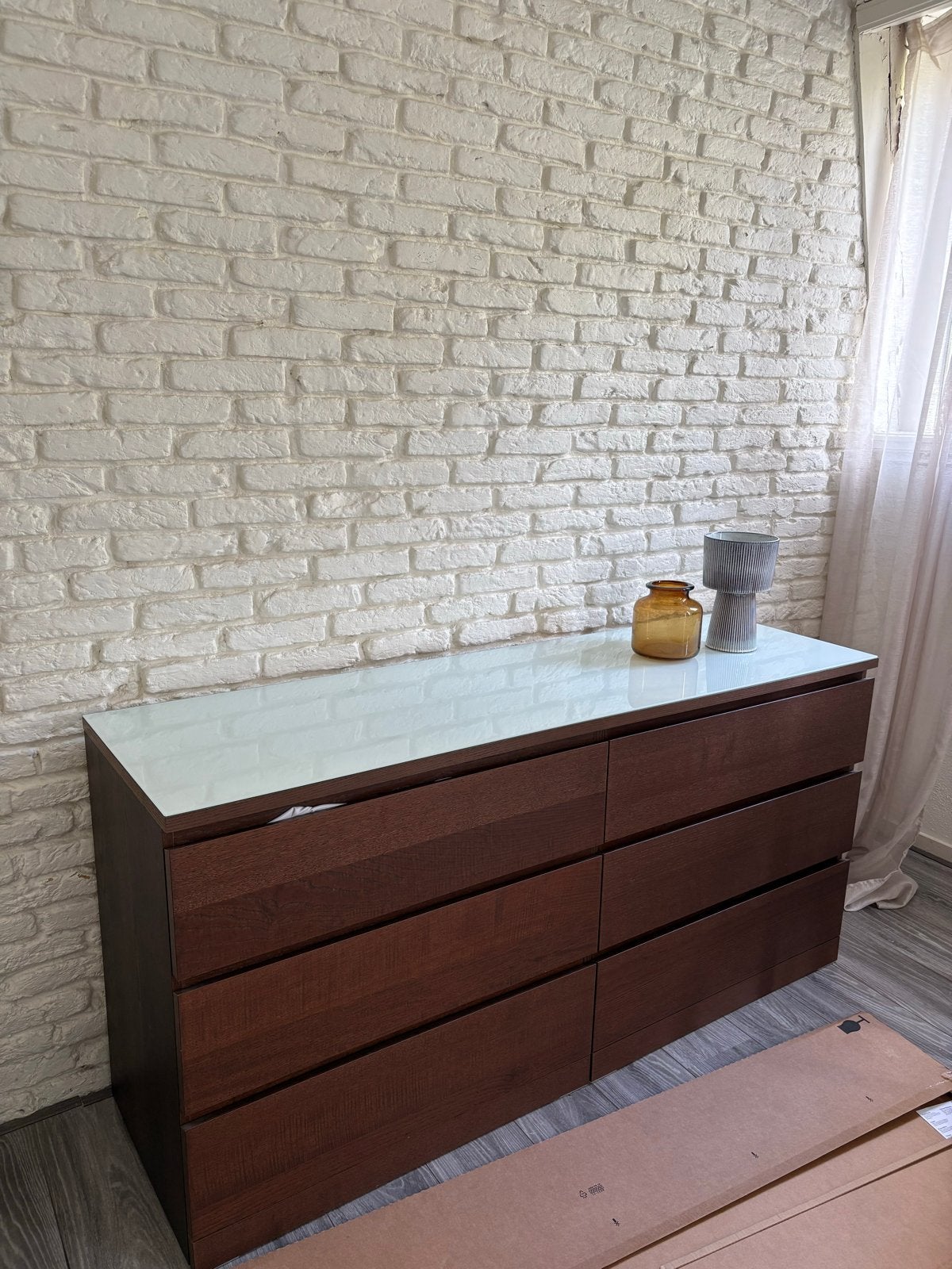 Malm glaspplaat wit, Ophalen, 100 tot 150 cm, 5 laden of meer, Zo goed als nieuw