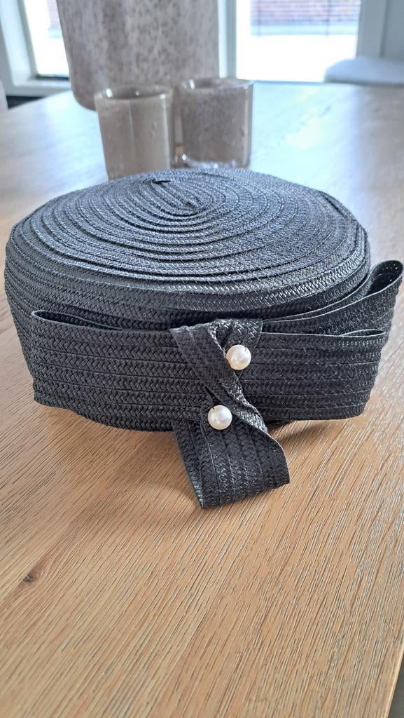Mayser Zwarte zomerhoed met parel details, Ophalen, Hoed, One size fits all, Onbekend