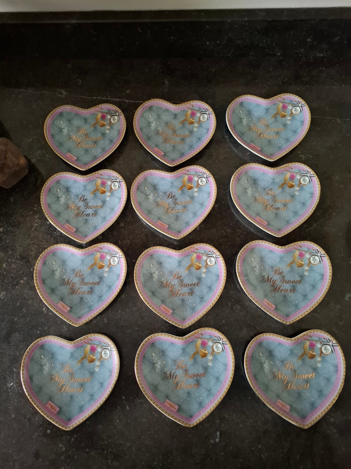 🩵 12 Nieuwe Little Diva  Hartjes bordjes, Ophalen, Nieuw