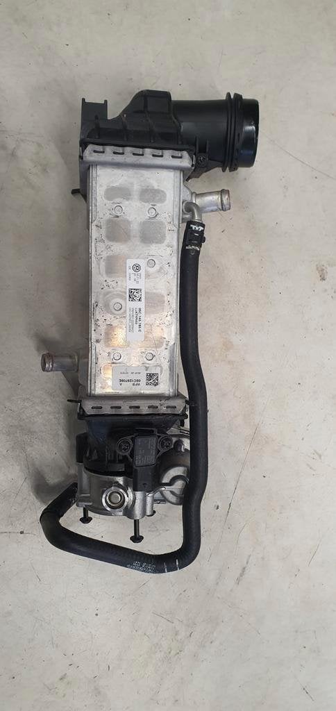 Intercooler+gasklephuis 1.0 Tsi Audi Seat Skoda VW bj 2020+, Gebruikt, Seat, Wolfsburg, Ophalen of Verzenden