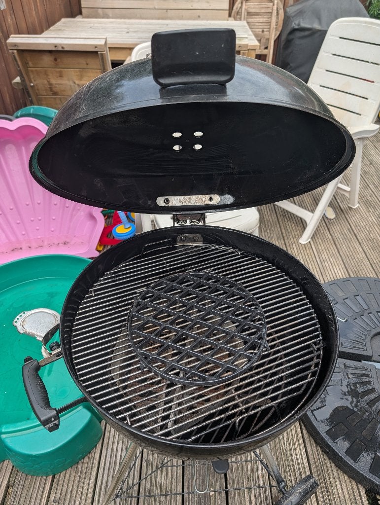 Weber GBS Premium E-5775 57cm barbecue, Tuin en Terras, Houtskoolbarbecues, Gebruikt, Met accessoires, Ophalen