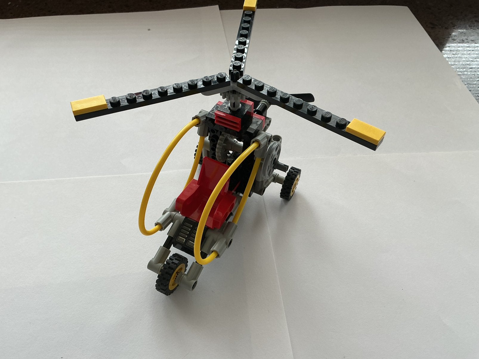 Lego  techniek 8215, Ophalen of Verzenden, Zo goed als nieuw